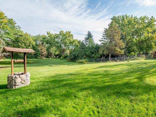 4466 Victoria Street N, Saint Paul, MN 55126
