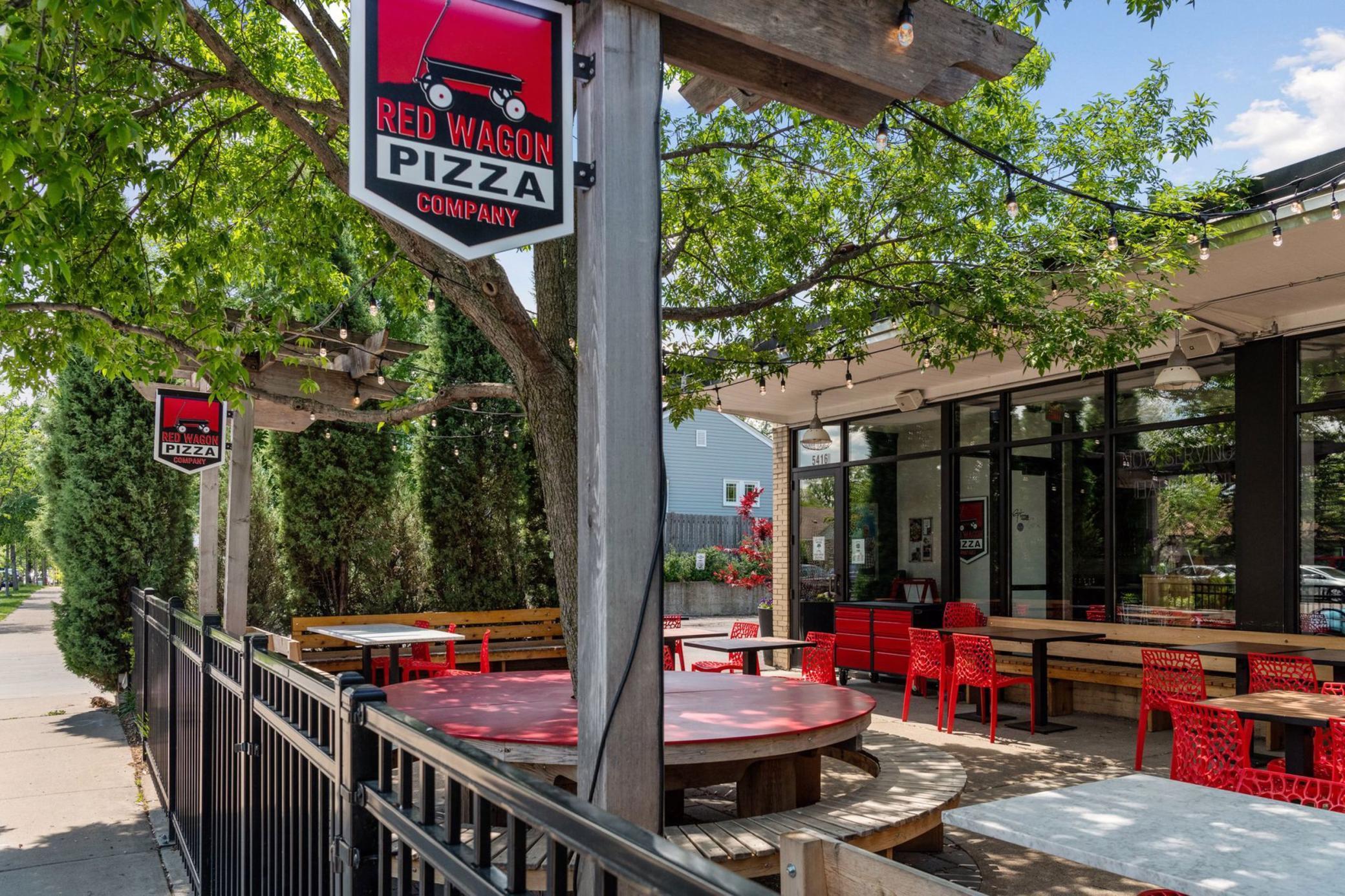 There are many unique restaurants within walking distance