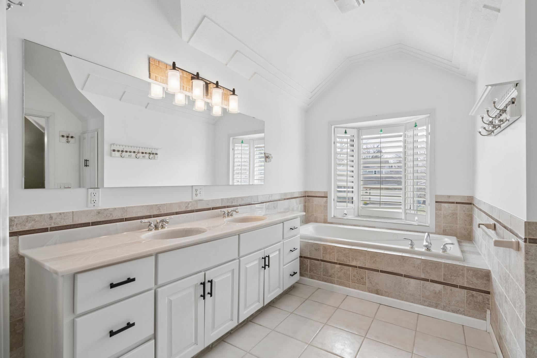 Upper level bathroom