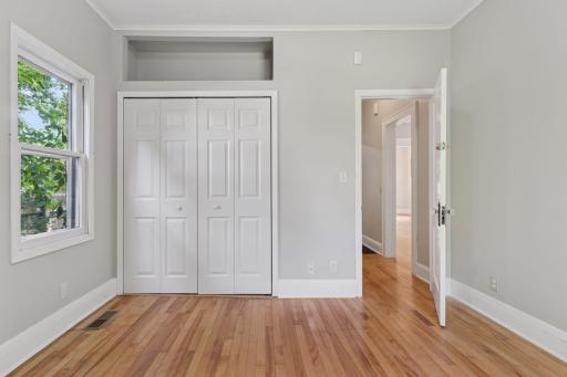 4019 Regent Avenue North - Spacecrafting - 0023.jpg