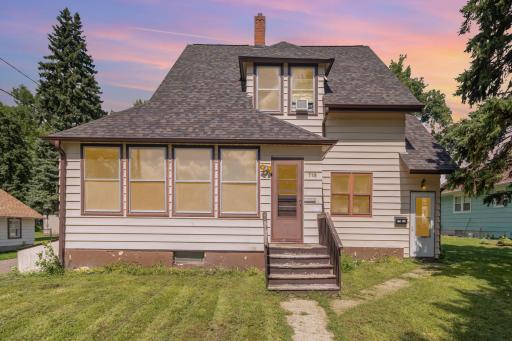 719 14th Street E, Glencoe, MN 55336