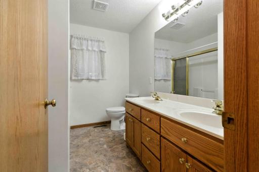 13895 Grand Oaks Court, Baxter, MN 56425