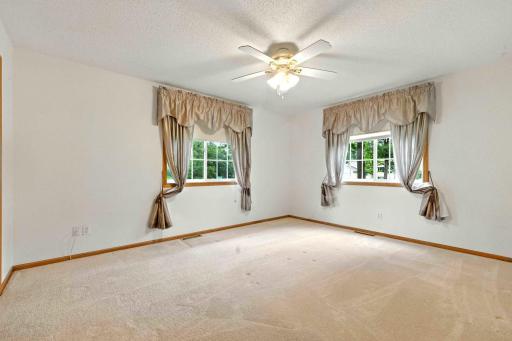 13895 Grand Oaks Court, Baxter, MN 56425
