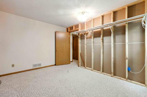 13895 Grand Oaks Court, Baxter, MN 56425