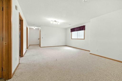 13895 Grand Oaks Court, Baxter, MN 56425