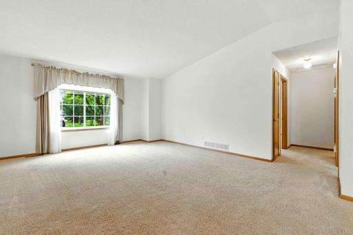 13895 Grand Oaks Court, Baxter, MN 56425