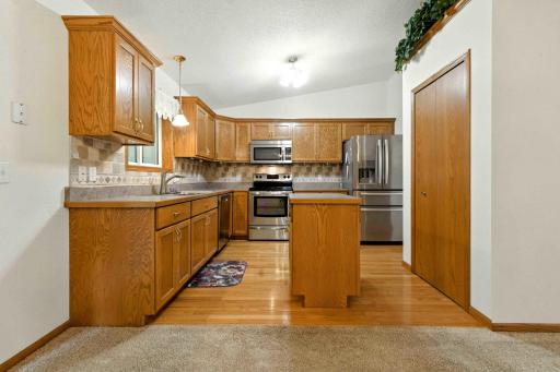 13895 Grand Oaks Court, Baxter, MN 56425