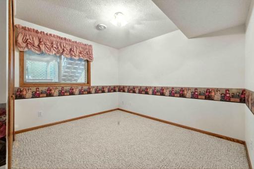 13895 Grand Oaks Court, Baxter, MN 56425
