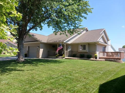 426 Lakewood Lane NW, Rochester, MN 55901