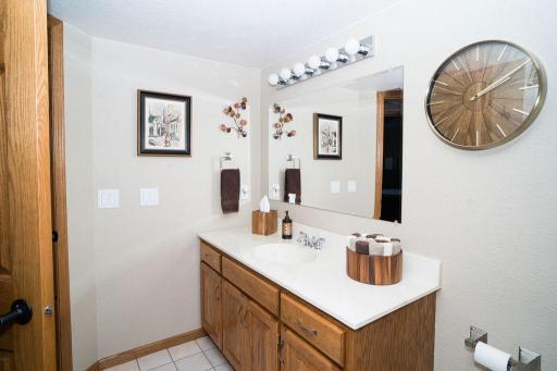 426 Lakewood Lane NW, Rochester, MN 55901