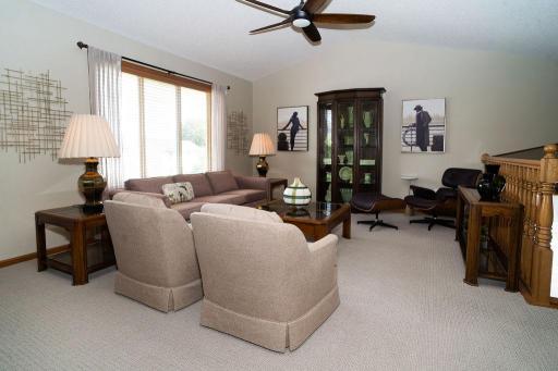426 Lakewood Lane NW, Rochester, MN 55901