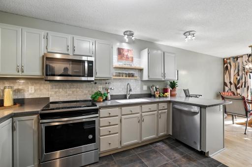 9257 Troon Court, Woodbury, MN 55125