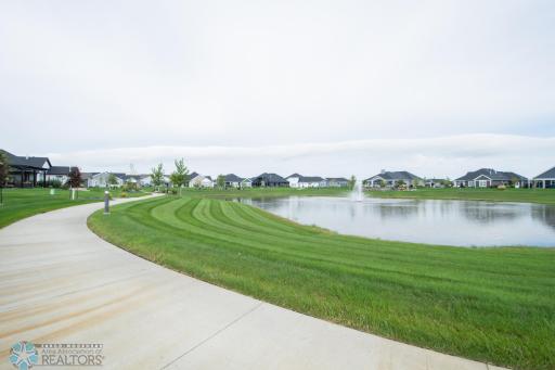 677 Rania Way W, West Fargo, ND 58078