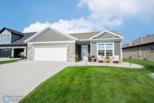 677 Rania Way W, West Fargo, ND 58078