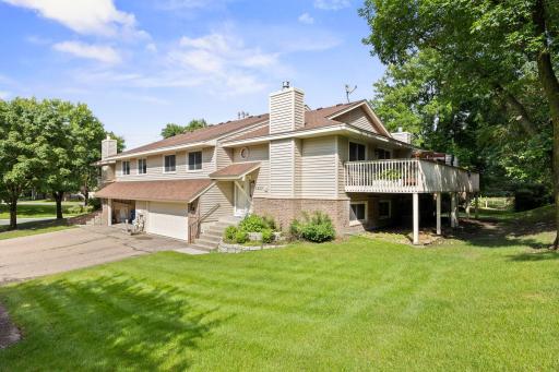 7237 Pontiac Circle, Chanhassen, MN 55317