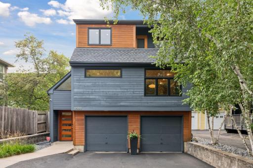 2100 W 21st Street, Minneapolis, MN 55405
