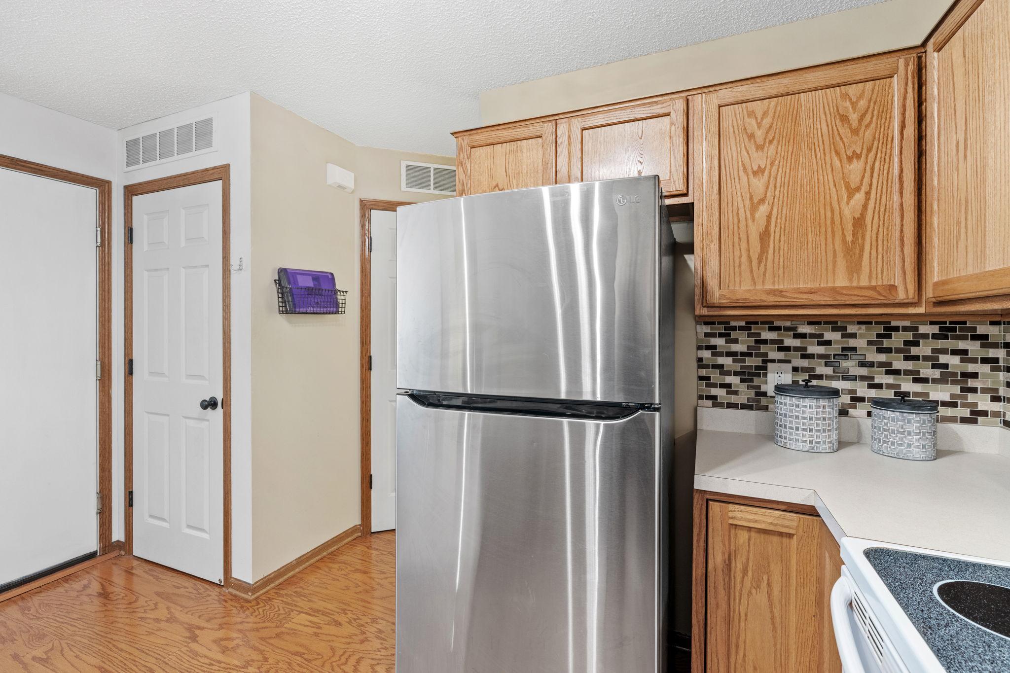 19-web-or-mls-8638 Quarry Ridge Ln B-19.jpg