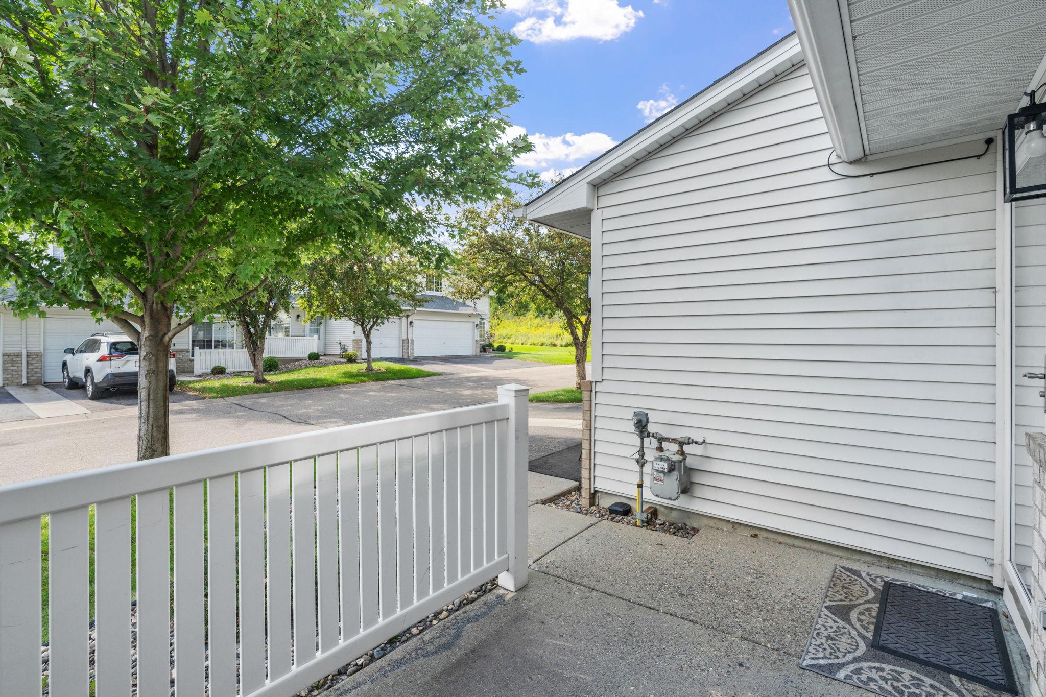 5-web-or-mls-8638 Quarry Ridge Ln B-5.jpg