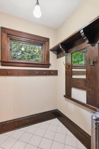 3609 Harriet Avenue - Spacecrafting - 0014.jpg