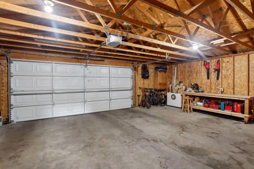 2174 Centerview Lane, Mound, MN 55364