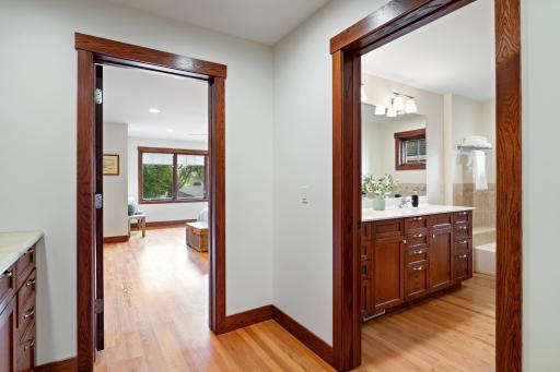5636 Chowen Avenue S, Edina, MN 55410