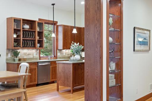 5636 Chowen Avenue S, Edina, MN 55410