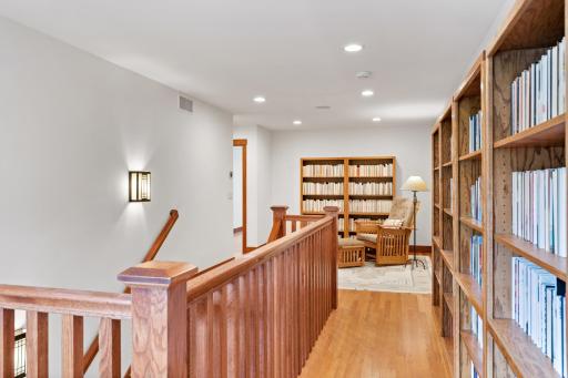 5636 Chowen Avenue S, Edina, MN 55410