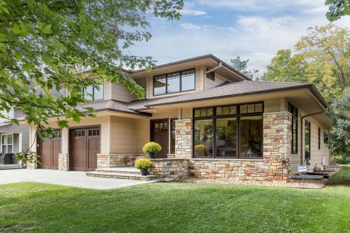 5636 Chowen Avenue S, Edina, MN 55410