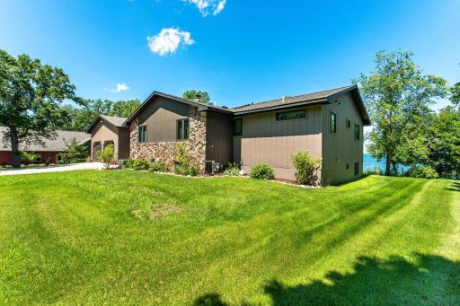 29777 Highland Loop, Battle Lake, MN 56515