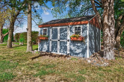 727 7th Street N, Montrose, MN 55363
