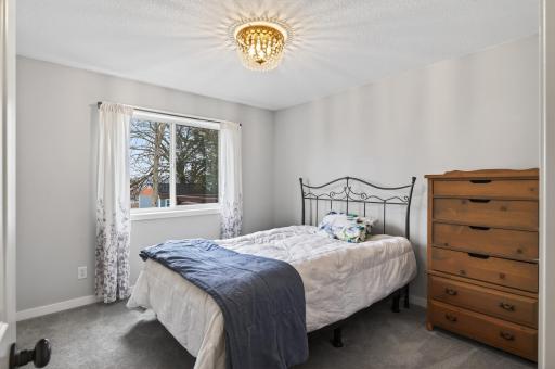 727 7th Street N, Montrose, MN 55363