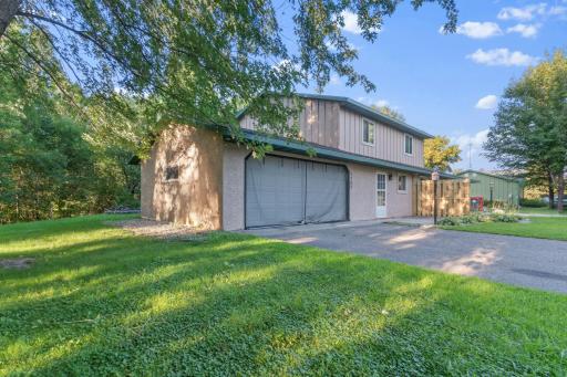 1707 S Oak Knoll Drive, Alexandria, MN 56308
