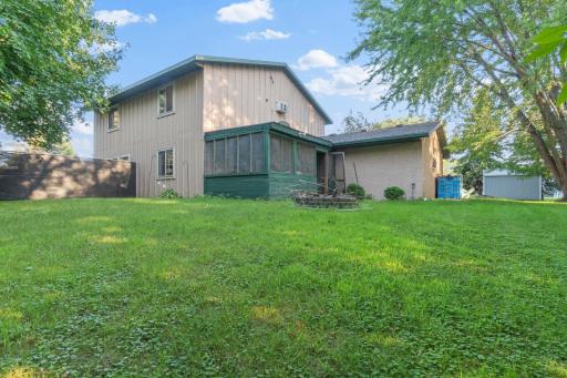 1707 S Oak Knoll Drive, Alexandria, MN 56308
