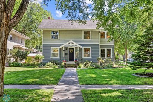 1122 7th Street S, Fargo, ND 58103