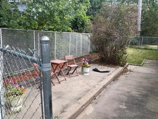 105 SW 3rd Street, Grand Rapids, MN 55744