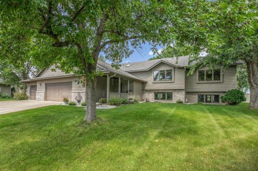 1921 Circle Court NW, Sauk Rapids, MN 56379