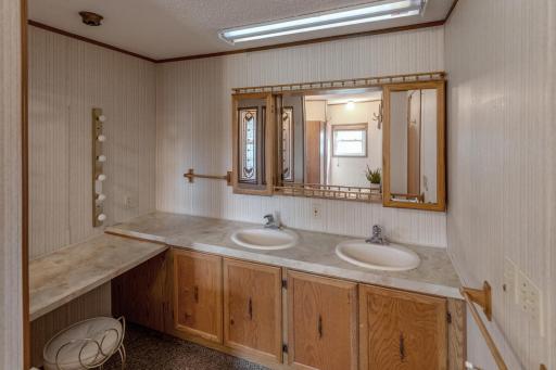 Hackensack, MN 56452