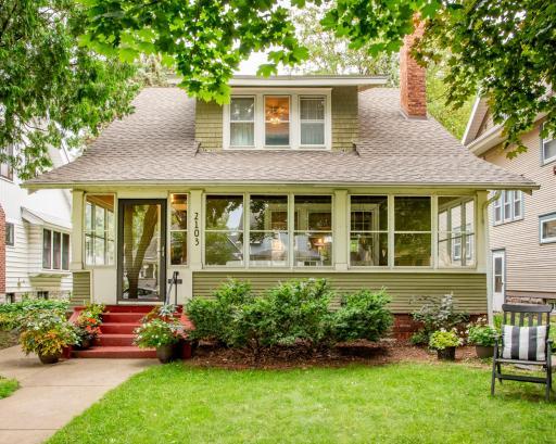 2103 Dayton Avenue, Saint Paul, MN 55104