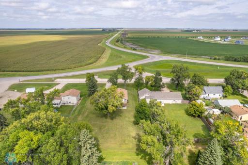 132 5th Street N, Casselton, ND 58012