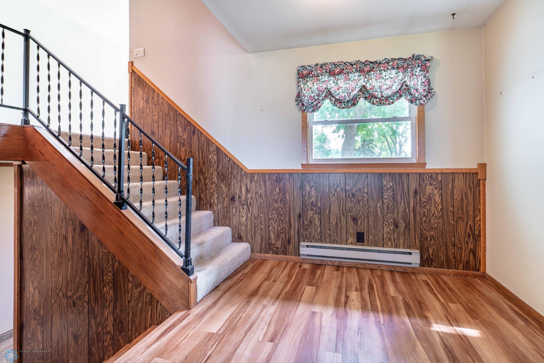 Spacious Foyer with Room for Guests