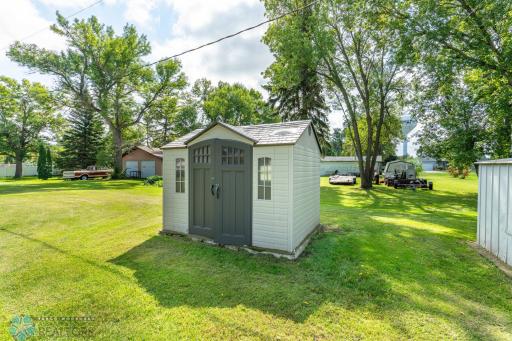 132 5th Street N, Casselton, ND 58012