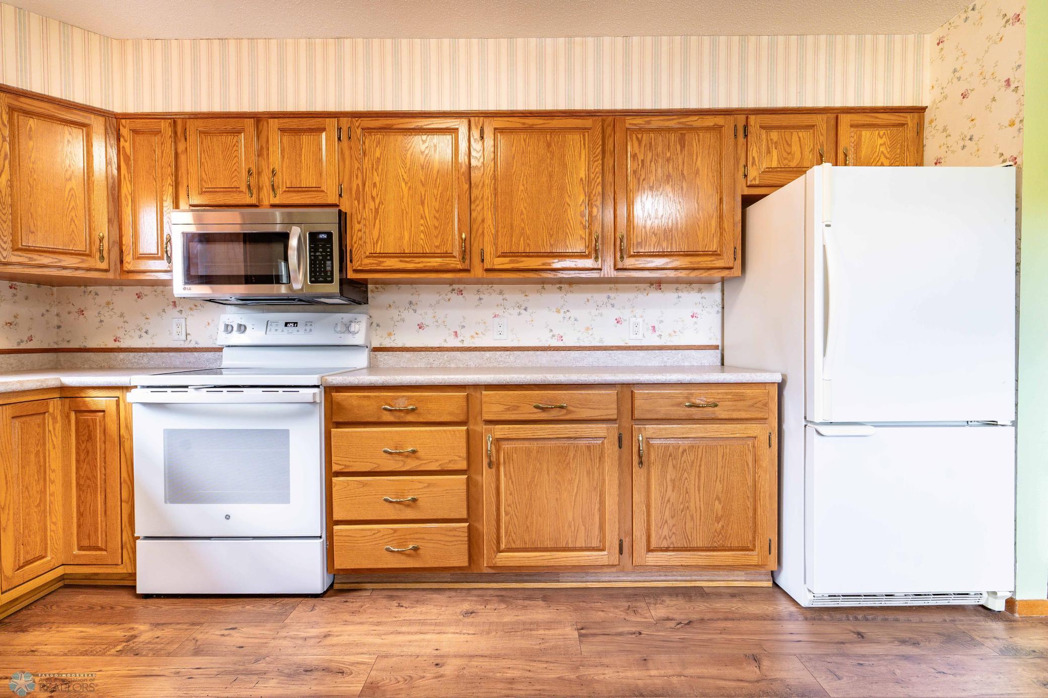 Lots of Storage in Kitchen