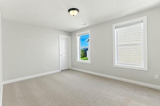 560 Devine Drive, Saint Paul, MN 55112
