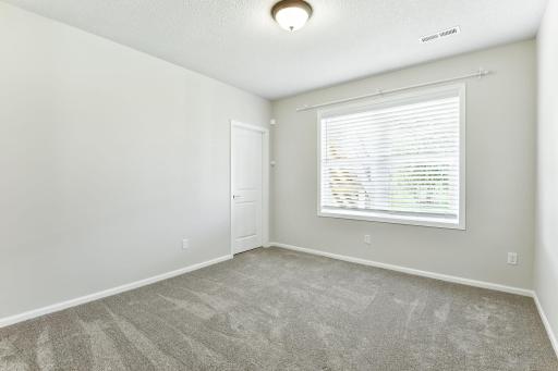 560 Devine Drive, Saint Paul, MN 55112