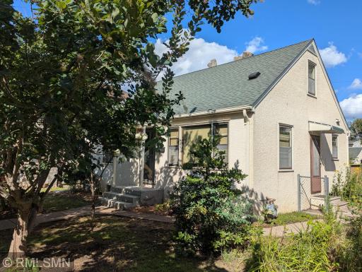 5030 Russell Avenue N, Minneapolis, MN 55430