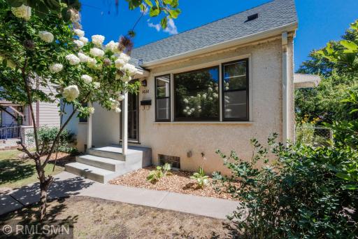 5030 Russell Avenue N, Minneapolis, MN 55430