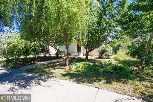 5030 Russell Avenue N, Minneapolis, MN 55430