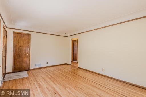 5030 Russell Avenue N, Minneapolis, MN 55430