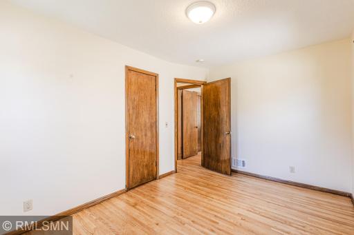 5030 Russell Avenue N, Minneapolis, MN 55430