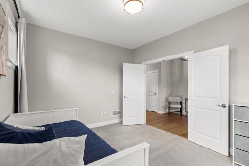 16957 Valley Road, Eden Prairie, MN 55347